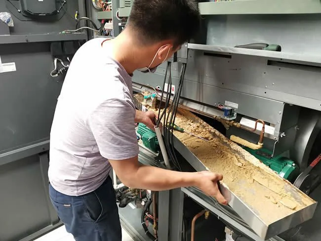 机房空调加湿器故障排查指南：节能猫教你轻松应对