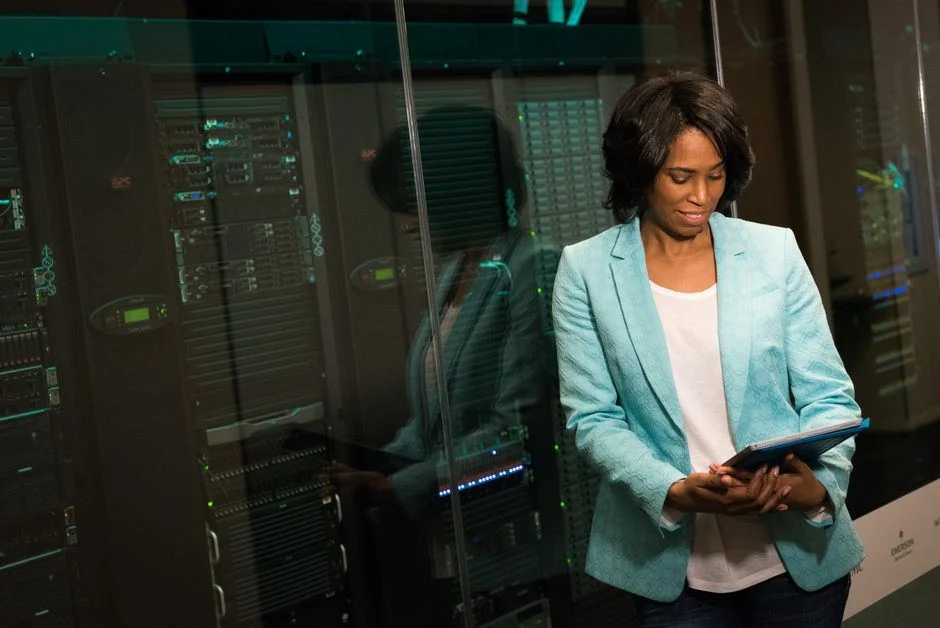 节能猫BPCR60列间空调：CR系列高能效恒温恒湿机组解析